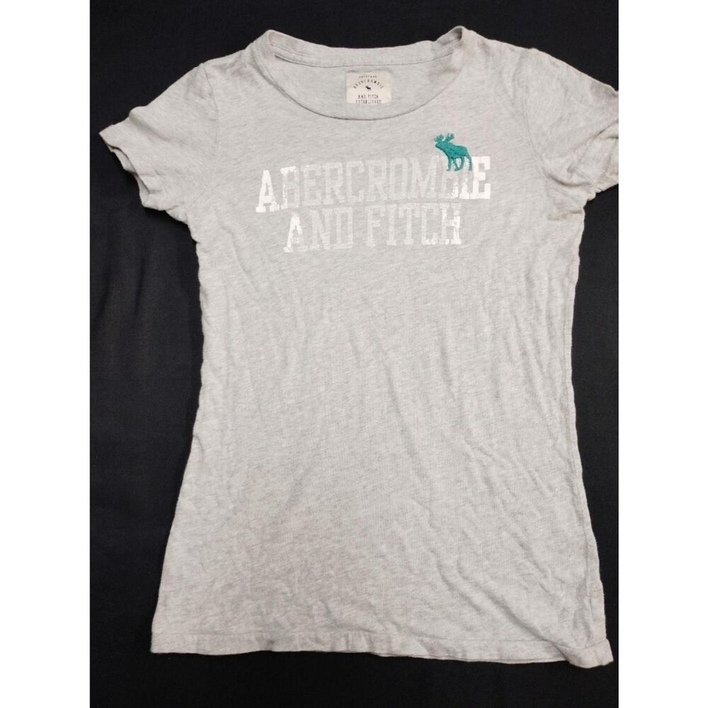 Vintage Abercrombie-fitch Women's Grey and White Blouse with Teal Elk Logo